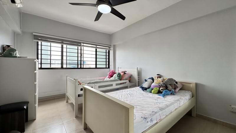 151 Tampines Street 12, 151 Tampines Street 12, Pasir Ris / Tampines, 3 Bedrooms, 1,528 sqft, HDB Flat For Sale, by Eric Yeo, 500291585 - Bedroom - PropertyGuru.com.sg