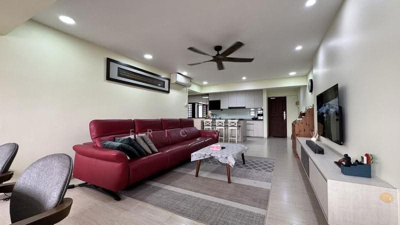 151 Tampines Street 12, 151 Tampines Street 12, Pasir Ris / Tampines, 3 Bedrooms, 1,528 sqft, HDB Flat For Sale, by Eric Yeo, 500291585 - Living Room - PropertyGuru.com.sg