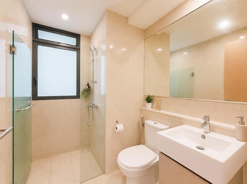 Twin Waterfalls, 82 Punggol Central, Hougang / Punggol / Sengkang, 4 Bedrooms, 1,238 sqft, Condominium For Sale, by Eugene Ng, 500291588 - Bathroom - PropertyGuru.com.sg