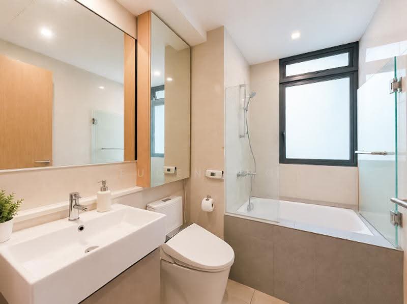 Twin Waterfalls, 82 Punggol Central, Hougang / Punggol / Sengkang, 4 Bedrooms, 1,238 sqft, Condominium For Sale, by Eugene Ng, 500291588 - Bathroom - PropertyGuru.com.sg