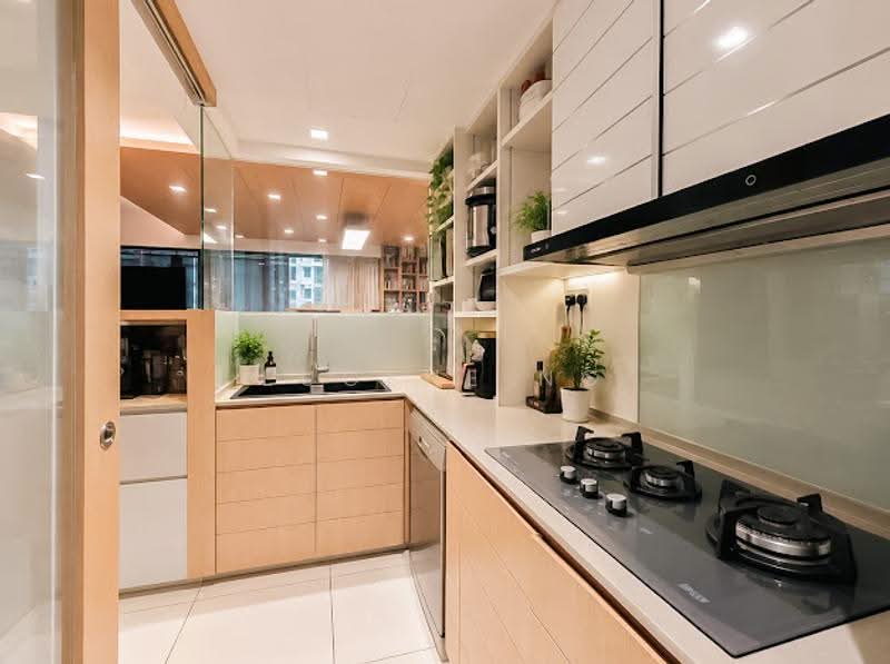 Twin Waterfalls, 82 Punggol Central, Hougang / Punggol / Sengkang, 4 Bedrooms, 1,238 sqft, Condominium For Sale, by Eugene Ng, 500291588 - Kitchen - PropertyGuru.com.sg