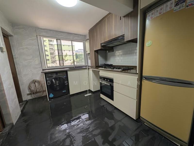 136 Jalan Bukit Merah, 136 Jalan Bukit Merah, Alexandra / Commonwealth, 2 Bedrooms, 635 sqft, HDB Flat For Rent, by Desmond Tan, 500291600 - Kitchen - PropertyGuru.com.sg