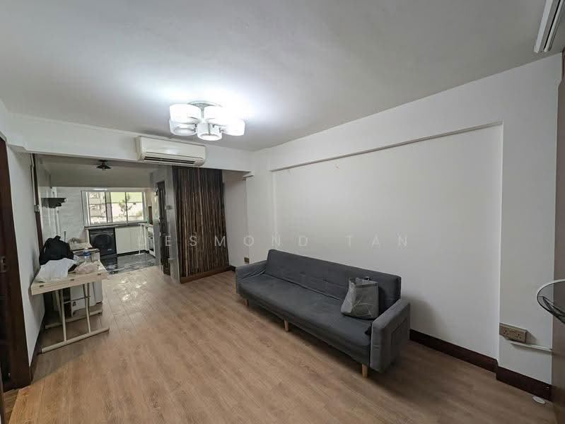 136 Jalan Bukit Merah, 136 Jalan Bukit Merah, Alexandra / Commonwealth, 2 Bedrooms, 635 sqft, HDB Flat For Rent, by Desmond Tan, 500291600 - Living Room - PropertyGuru.com.sg