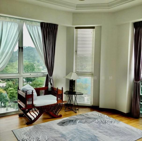 Royal Court, 3 Jalan Rajawali, Clementi Park / Upper Bukit Timah, 3 Bedrooms, 1,302 sqft, Apartment For Sale, by Anthea Yeo 杨丽娇, 500291610 - Living Room - PropertyGuru.com.sg