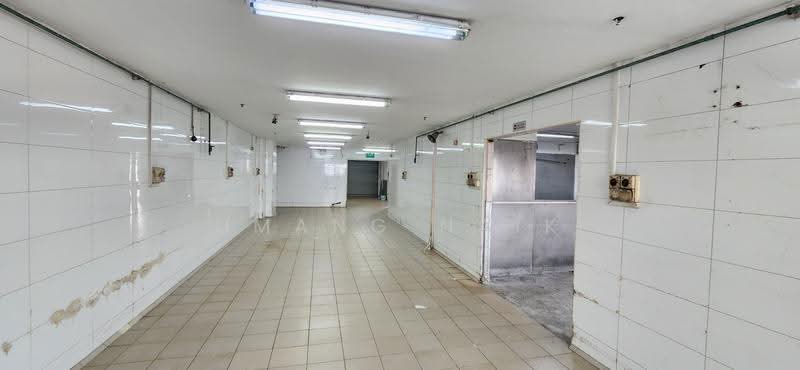 Enterprise One, 1 Kaki Bukit Road 1, Eunos / Geylang / Paya Lebar, 2,196 sqft, Factory / Workshop (B2) For Rent, by Umang Naik, 500291628 - Corridor - CommercialGuru.com.sg