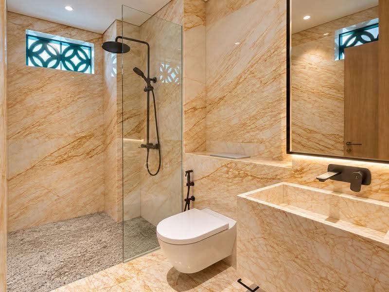 2nd & 3rd Floor Shophouse South Bridge Road, Chinatown / Tanjong Pagar, 1,794 sqft, Shop / Shophouse For Rent, by CHEN ., 500291638 - Bathroom - CommercialGuru.com.sg
