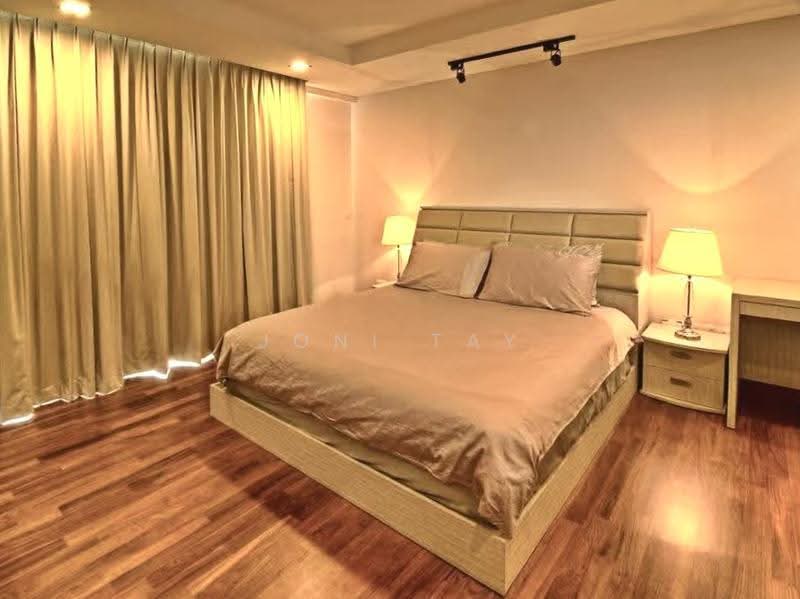 SIGLAP VICINITY - 2 STOREY + ATTIC MODERN SEMI D MOVE-IN CONDOTION, Siglap - Jln Tua Kong, Fidelio St, Carmen St, East Coast / Marine Parade, 8 Bedrooms, 5,045 sqft, Semi-Detached House For Sale, by Joni Tay, 500291665 - Bedroom - PropertyGuru.com.sg