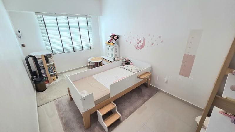 172B Edgedale Plains, 172B Edgedale Plains, Hougang / Punggol / Sengkang, 3 Bedrooms, 1,184 sqft, HDB Flat For Sale, by Zakaria Sulaiman, 500291668 - Bedroom - PropertyGuru.com.sg