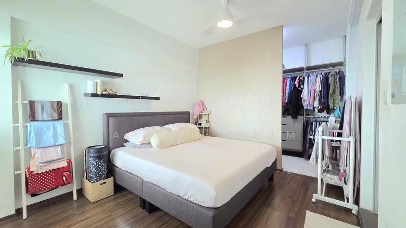 172B Edgedale Plains, 172B Edgedale Plains, Hougang / Punggol / Sengkang, 3 Bedrooms, 1,184 sqft, HDB Flat For Sale, by Zakaria Sulaiman, 500291668 - Bedroom - PropertyGuru.com.sg