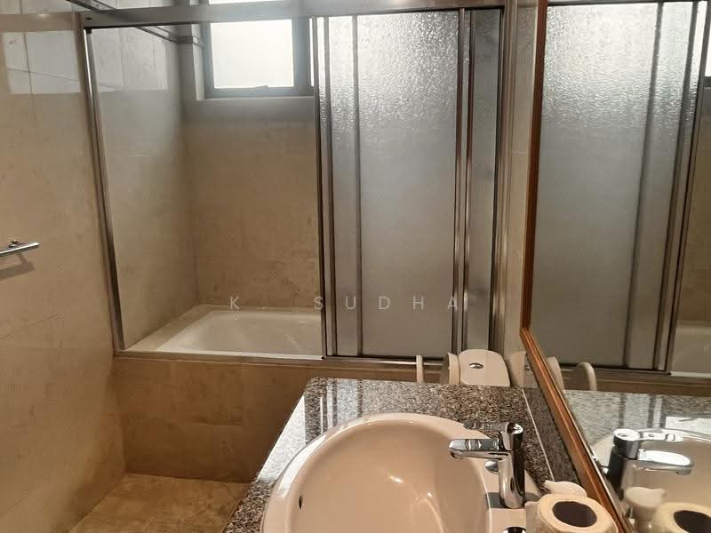 Parc Stevens, 21 Stevens Drive, Tanglin / Holland / Bukit Timah, 3 Bedrooms, 1,722 sqft, Condominium For Rent, by K. Sudha, 500291692 - Bathroom - PropertyGuru.com.sg