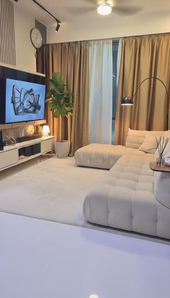 Treasure at Tampines, 57 Tampines Lane, Pasir Ris / Tampines, 3 Bedrooms, 1,033 sqft, Condominium For Sale, by Dylan McIntyre, 500291693 - Living Room - PropertyGuru.com.sg