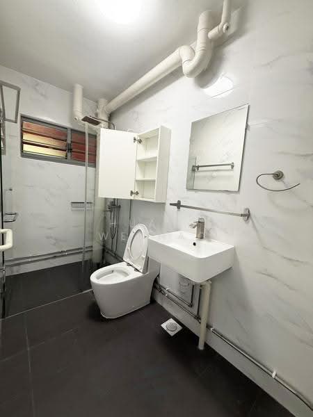 15 Toh Yi Drive, 15 Toh Yi Drive, Clementi Park / Upper Bukit Timah, 4 Bedrooms, 1,560 sqft, HDB Flat For Sale, by Huang Wenhao, 500291704 - Bathroom - PropertyGuru.com.sg