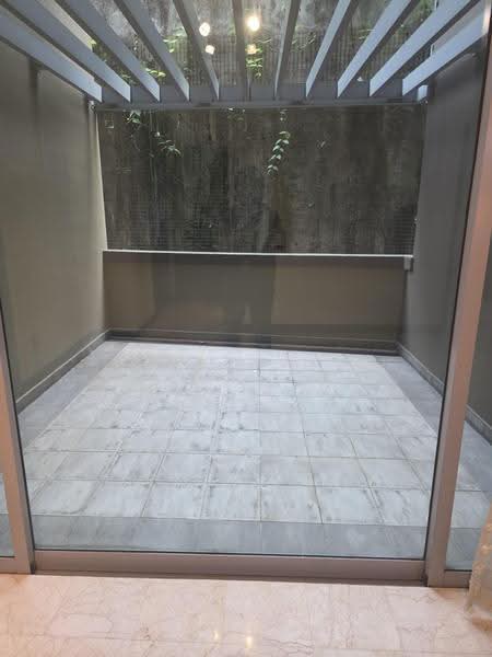 Sapphire 99, 99 Sophia Road, Orchard / River Valley, 2 Bedrooms, 900 sqft, Condominium For Rent, by Rocky Tan, 500291705 - Outdoor patio - PropertyGuru.com.sg