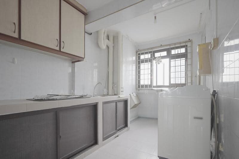 45 Telok Blangah Drive, 45 Telok Blangah Drive, Harbourfront / Telok Blangah, 1 Bedroom, 484 sqft, HDB Flat For Sale, by Zameer Serlan, 500291709 - Kitchen - PropertyGuru.com.sg