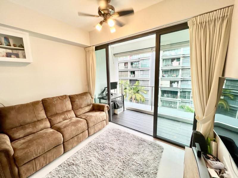 Hedges Park Condominium, 79 Flora Drive, Changi Airport / Changi Village, 1 Bedroom, 484 sqft, Condominium For Rent, by Shah Marican, 500291716 - Living Room - PropertyGuru.com.sg