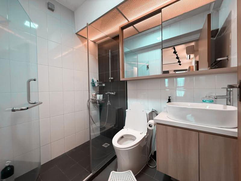 314B Punggol Way, 314B Punggol Way, Hougang / Punggol / Sengkang, 3 Bedrooms, 1,001 sqft, HDB Flat For Sale, by Kayla Wong, 500291726 - Bathroom - PropertyGuru.com.sg