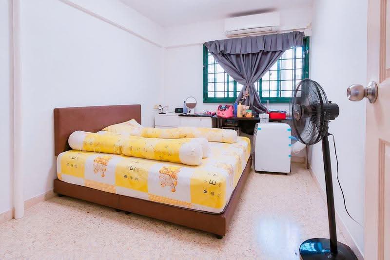 159 Tampines Street 12, 159 Tampines Street 12, Pasir Ris / Tampines, 3 Bedrooms, 980 sqft, HDB Flat For Sale, by Jonathan Fong, 500291739 - Bedroom - PropertyGuru.com.sg