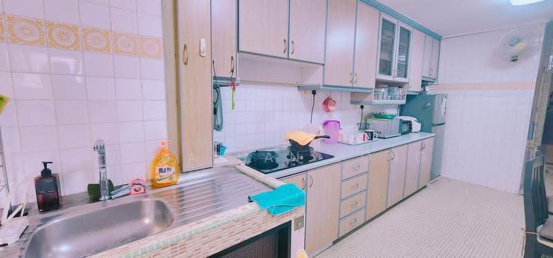 612 Ang Mo Kio Avenue 4, 612 Ang Mo Kio Avenue 4, Ang Mo Kio / Bishan / Thomson, 3 Bedrooms, 980 sqft, HDB Flat For Rent, by Jonathan Fong, 500291752 - Kitchen - PropertyGuru.com.sg