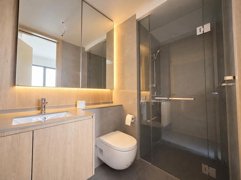 Pinetree Hill, 36 Pine Grove, Clementi Park / Upper Bukit Timah, 2 Bedrooms, 797 sqft, Condominium For Sale, by Joell Kher, 500291771 - Bathroom - PropertyGuru.com.sg