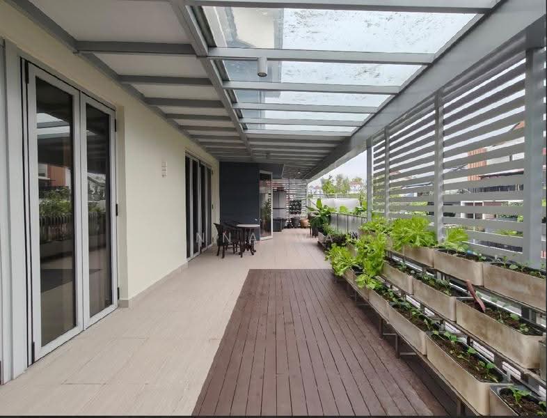 Jalan selanting, Jalan Selanting, Clementi Park / Upper Bukit Timah, 7 Bedrooms, 7,700 sqft, Semi-Detached House For Sale, by Donna Wang, 500291779 - Balcony - PropertyGuru.com.sg
