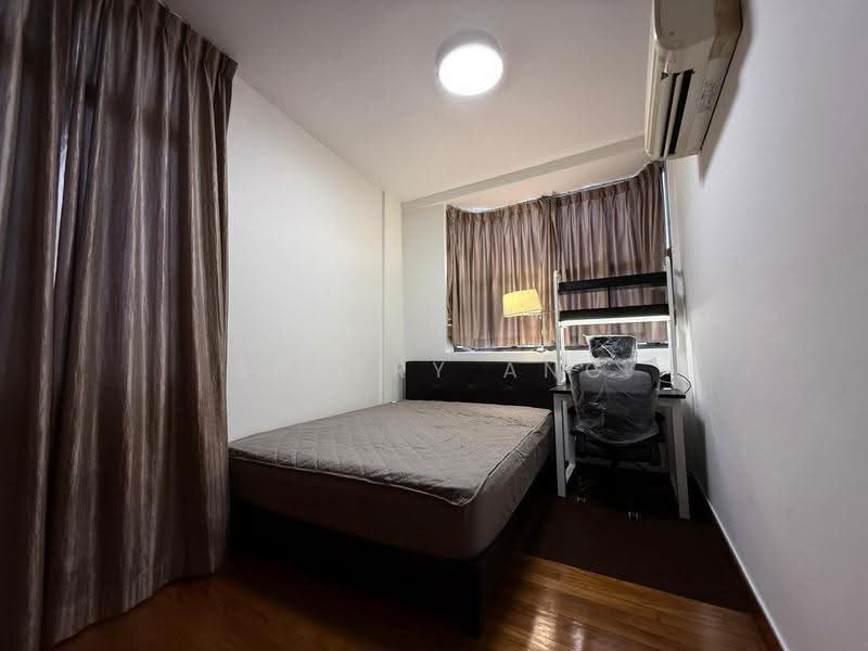 Chuan Villas, 13 Chuan Close, Hougang / Punggol / Sengkang, 6 Bedrooms, 4,300 sqft, Terraced House For Rent, by Sherry Ang, 500291795 - Bedroom - PropertyGuru.com.sg