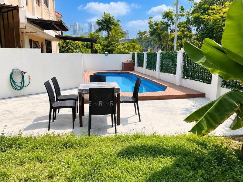 Chuan Villas, 13 Chuan Close, Hougang / Punggol / Sengkang, 6 Bedrooms, 4,300 sqft, Terraced House For Rent, by Sherry Ang, 500291795 - Exterior - PropertyGuru.com.sg