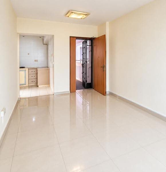 5A Upper Boon Keng Road, 5A Upper Boon Keng Road, Eunos / Geylang / Paya Lebar, 2 Bedrooms, 721 sqft, HDB Flat For Sale, by Belle Lee, 500291806 - Living area - PropertyGuru.com.sg