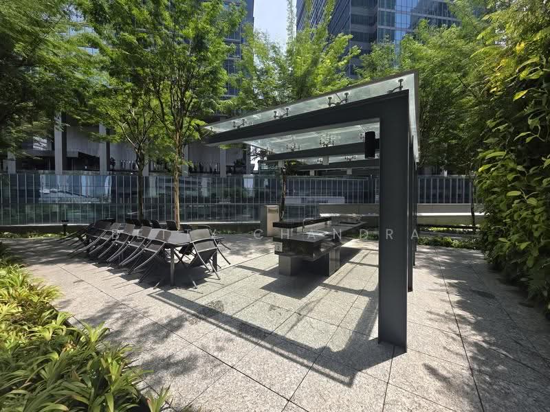 Marina Bay Suites, 3 Central Boulevard, Boat Quay / Raffles Place / Marina, 3 Bedrooms, 1,593 sqft, Apartment For Sale, by Betty Chandra, 500291835 - Exterior - PropertyGuru.com.sg