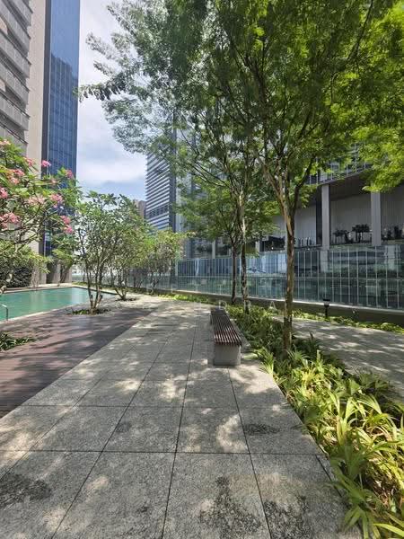 Marina Bay Suites, 3 Central Boulevard, Boat Quay / Raffles Place / Marina, 3 Bedrooms, 1,593 sqft, Apartment For Sale, by Betty Chandra, 500291835 - Exterior - PropertyGuru.com.sg