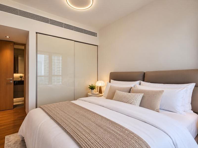 Marina Bay Suites, 3 Central Boulevard, Boat Quay / Raffles Place / Marina, 3 Bedrooms, 1,593 sqft, Apartment For Sale, by Betty Chandra, 500291835 - Bedroom - PropertyGuru.com.sg