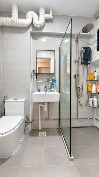 421 Choa Chu Kang Avenue 4, 421 Choa Chu Kang Avenue 4, Dairy Farm / Bukit Panjang / Choa Chu Kang, 3 Bedrooms, 1,120 sqft, HDB Flat For Sale, by Keith Tan, 500291838 - Bathroom - PropertyGuru.com.sg
