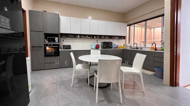 Serangoon Gardens, Penshurst Drive, Medway Place, Crowhurst Drive, Chartwell Drive, Bloxhome Drive, Berwick Drive, Tavistock Avenue, Huddington Avenue, Hemsley Avenue, Hougang / Punggol / Sengkang, 6 Bedrooms, 6,000 sqft, Semi-Detached House For Sale, by Megan Tan, 500291862 - Kitchen - PropertyGuru.com.sg