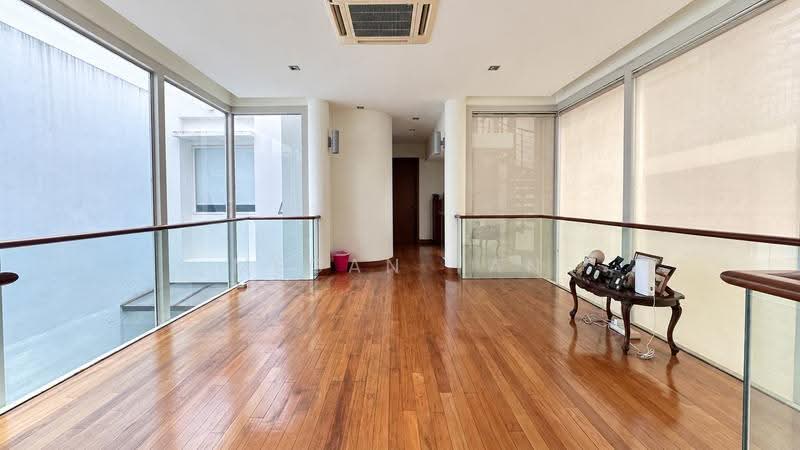 Serangoon Gardens, Penshurst Drive, Medway Place, Crowhurst Drive, Chartwell Drive, Bloxhome Drive, Berwick Drive, Tavistock Avenue, Huddington Avenue, Hemsley Avenue, Hougang / Punggol / Sengkang, 6 Bedrooms, 6,000 sqft, Semi-Detached House For Sale, by Megan Tan, 500291862 - Family area - PropertyGuru.com.sg