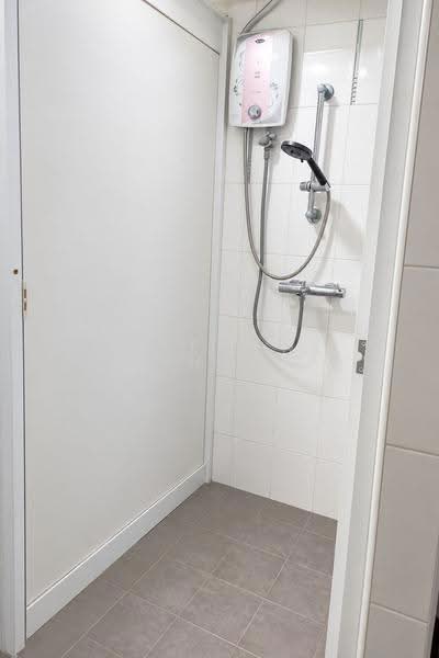 22 Teban Gardens Road, 22 Teban Gardens Road, Boon Lay / Jurong / Tuas, Room Rental, 120 sqft, HDB Flat For Rent, by Steven Choo, 500291867 - Bathroom - PropertyGuru.com.sg