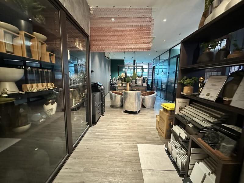 UB. One, 81 Ubi Avenue 4, Eunos / Geylang / Paya Lebar, 926 sqft, Light Industrial (B1) For Sale, by Henry Tan, 500291869 - Interior - CommercialGuru.com.sg