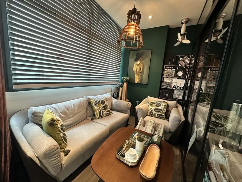 UB. One, 81 Ubi Avenue 4, Eunos / Geylang / Paya Lebar, 926 sqft, Light Industrial (B1) For Sale, by Henry Tan, 500291869 - Pantry Area - CommercialGuru.com.sg