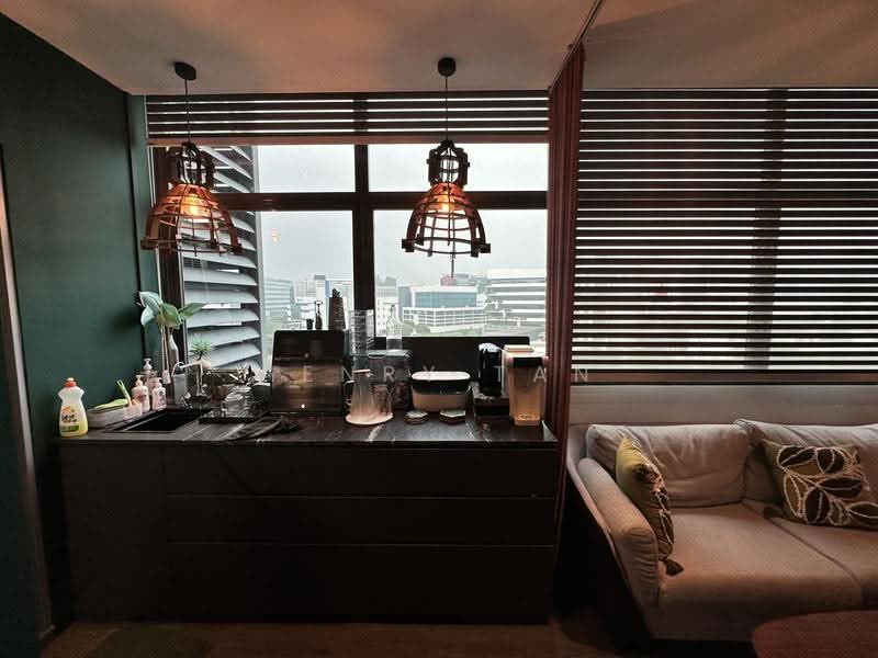 UB. One, 81 Ubi Avenue 4, Eunos / Geylang / Paya Lebar, 926 sqft, Light Industrial (B1) For Sale, by Henry Tan, 500291869 - Pantry Area - CommercialGuru.com.sg