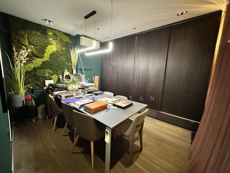UB. One, 81 Ubi Avenue 4, Eunos / Geylang / Paya Lebar, 926 sqft, Light Industrial (B1) For Sale, by Henry Tan, 500291869 - Meeting Area - CommercialGuru.com.sg