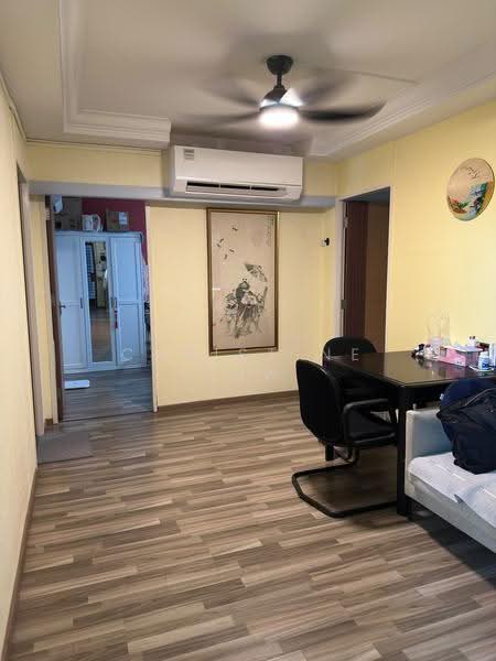 404 Serangoon Avenue 1, 404 Serangoon Avenue 1, Hougang / Punggol / Sengkang, 4 Bedrooms, 1,323 sqft, HDB Flat For Sale, by Christine Low, 500291881 - Living Room - PropertyGuru.com.sg