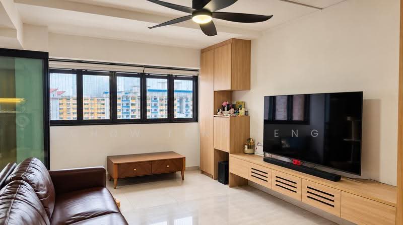 3 Holland Close, 3 Holland Close, Tanglin / Holland / Bukit Timah, 4 Bedrooms, 1,335 sqft, HDB Flat For Sale, by Chow Teng Teng, 500291886 - Living Room - PropertyGuru.com.sg