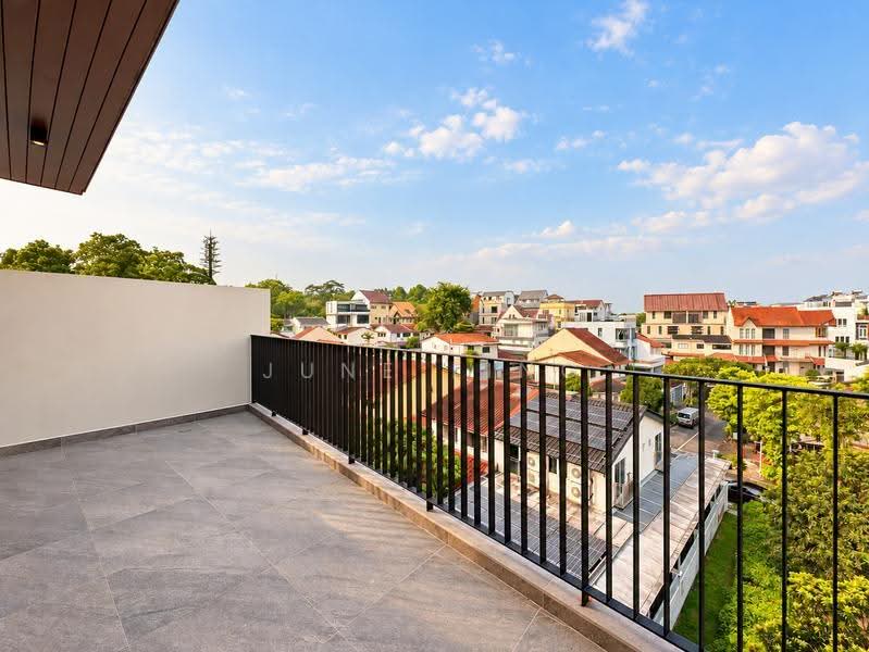 BRAND NEW FREEHOLD INTER-TERRACE!! 3.5 Storeys with Lift!, Sembawang Rd, Admiralty Rd E, Jln Kandis, Jln Basong, Jln Machang, Jln Kerayong, Andrews Ave, Wak Hassan Dr, King's Ave, Queen's Ave, Sembawang / Yishun, 5 Bedrooms, 4,834 sqft, Terraced House For Sale, by June Ling, 500291888 - Exterior - PropertyGuru.com.sg