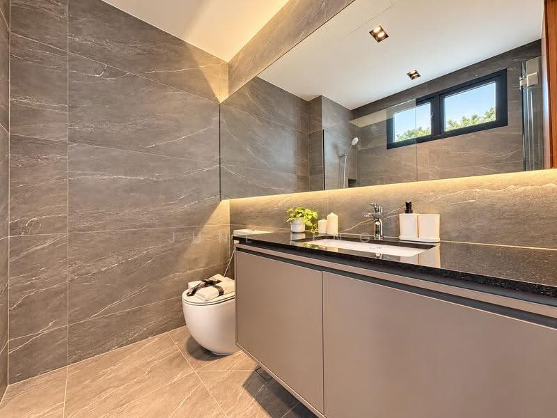 BRAND NEW FREEHOLD INTER-TERRACE!! 3.5 Storeys with Lift!, Sembawang Rd, Admiralty Rd E, Jln Kandis, Jln Basong, Jln Machang, Jln Kerayong, Andrews Ave, Wak Hassan Dr, King's Ave, Queen's Ave, Sembawang / Yishun, 5 Bedrooms, 4,834 sqft, Terraced House For Sale, by June Ling, 500291888 - Bathroom - PropertyGuru.com.sg