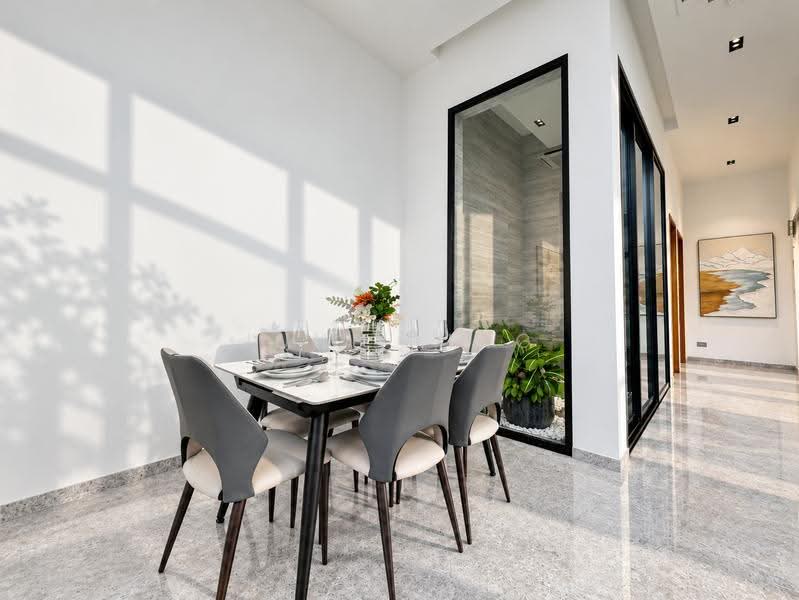 BRAND NEW FREEHOLD INTER-TERRACE!! 3.5 Storeys with Lift!, Sembawang Rd, Admiralty Rd E, Jln Kandis, Jln Basong, Jln Machang, Jln Kerayong, Andrews Ave, Wak Hassan Dr, King's Ave, Queen's Ave, Sembawang / Yishun, 5 Bedrooms, 4,834 sqft, Terraced House For Sale, by June Ling, 500291888 - Dining Room - PropertyGuru.com.sg