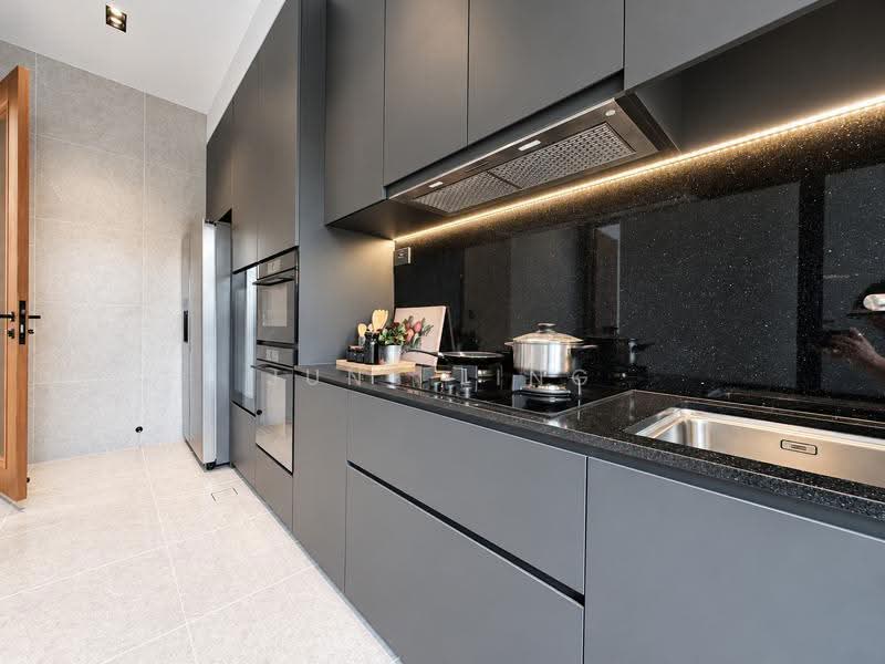 BRAND NEW FREEHOLD INTER-TERRACE!! 3.5 Storeys with Lift!, Sembawang Rd, Admiralty Rd E, Jln Kandis, Jln Basong, Jln Machang, Jln Kerayong, Andrews Ave, Wak Hassan Dr, King's Ave, Queen's Ave, Sembawang / Yishun, 5 Bedrooms, 4,834 sqft, Terraced House For Sale, by June Ling, 500291888 - Kitchen - PropertyGuru.com.sg