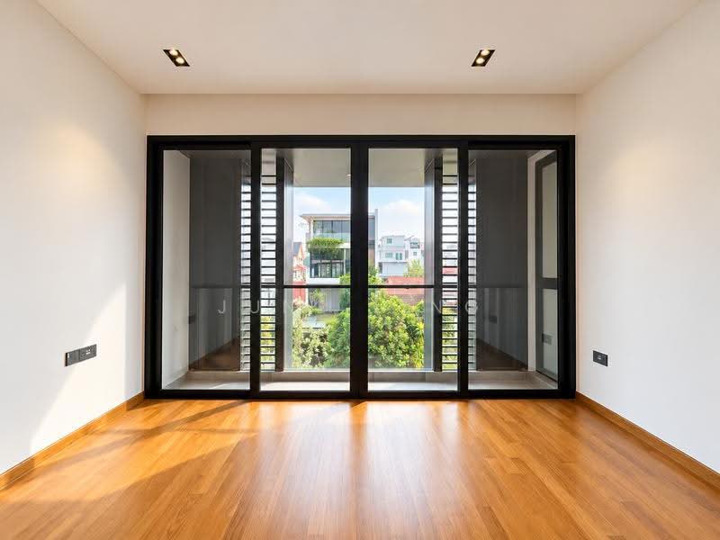 BRAND NEW FREEHOLD INTER-TERRACE!! 3.5 Storeys with Lift!, Sembawang Rd, Admiralty Rd E, Jln Kandis, Jln Basong, Jln Machang, Jln Kerayong, Andrews Ave, Wak Hassan Dr, King's Ave, Queen's Ave, Sembawang / Yishun, 5 Bedrooms, 4,834 sqft, Terraced House For Sale, by June Ling, 500291888 - Balcony - PropertyGuru.com.sg