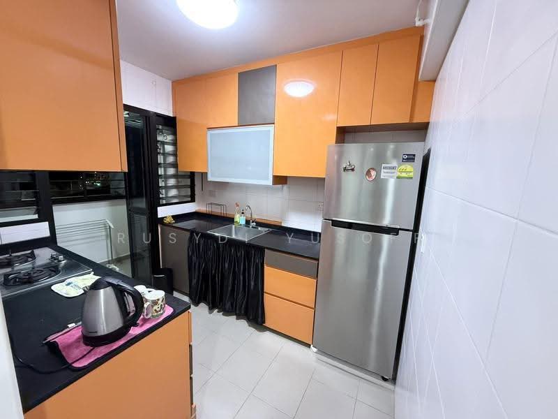 547C Segar Road, 547C Segar Road, Dairy Farm / Bukit Panjang / Choa Chu Kang, 2 Bedrooms, 721 sqft, HDB Flat For Sale, by Rusydi Yusoff, 500291891 - Kitchen - PropertyGuru.com.sg