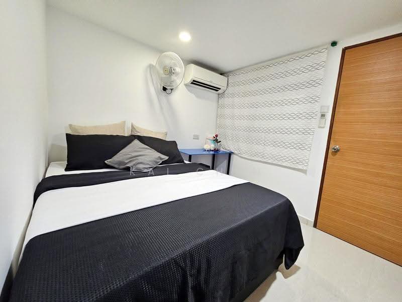 People's Park Complex, 1 Park Road, Boat Quay / Raffles Place / Marina, 3 Bedrooms, 1,173 sqft, Apartment For Sale, by Kai Chen, 500291899 - Bedroom - PropertyGuru.com.sg