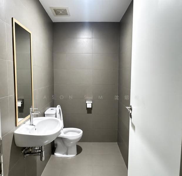 Tagore 8, Mandai / Upper Thomson, 4,532 sqft, Light Industrial (B1) For Sale, by Eason Sim 沈绍彬, 500291909 - Bathroom - CommercialGuru.com.sg