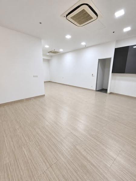 Eunos Techpark, 60 Kaki Bukit Place, Eunos / Geylang / Paya Lebar, 1,636 sqft, Light Industrial (B1) For Sale, by Edwin Leong, 500291916 - Interior - CommercialGuru.com.sg