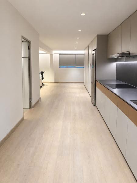 4 Everton Park, 4 Everton Park, Chinatown / Tanjong Pagar, 1 Bedroom, 883 sqft, HDB Flat For Rent, by Melvin Lau, 500291917 - Kitchen (AI-tidied) - PropertyGuru.com.sg